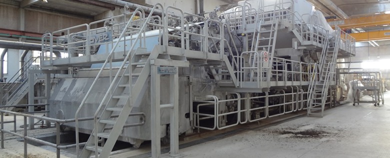 Equipo industrial en instalación, Nestlé Purina